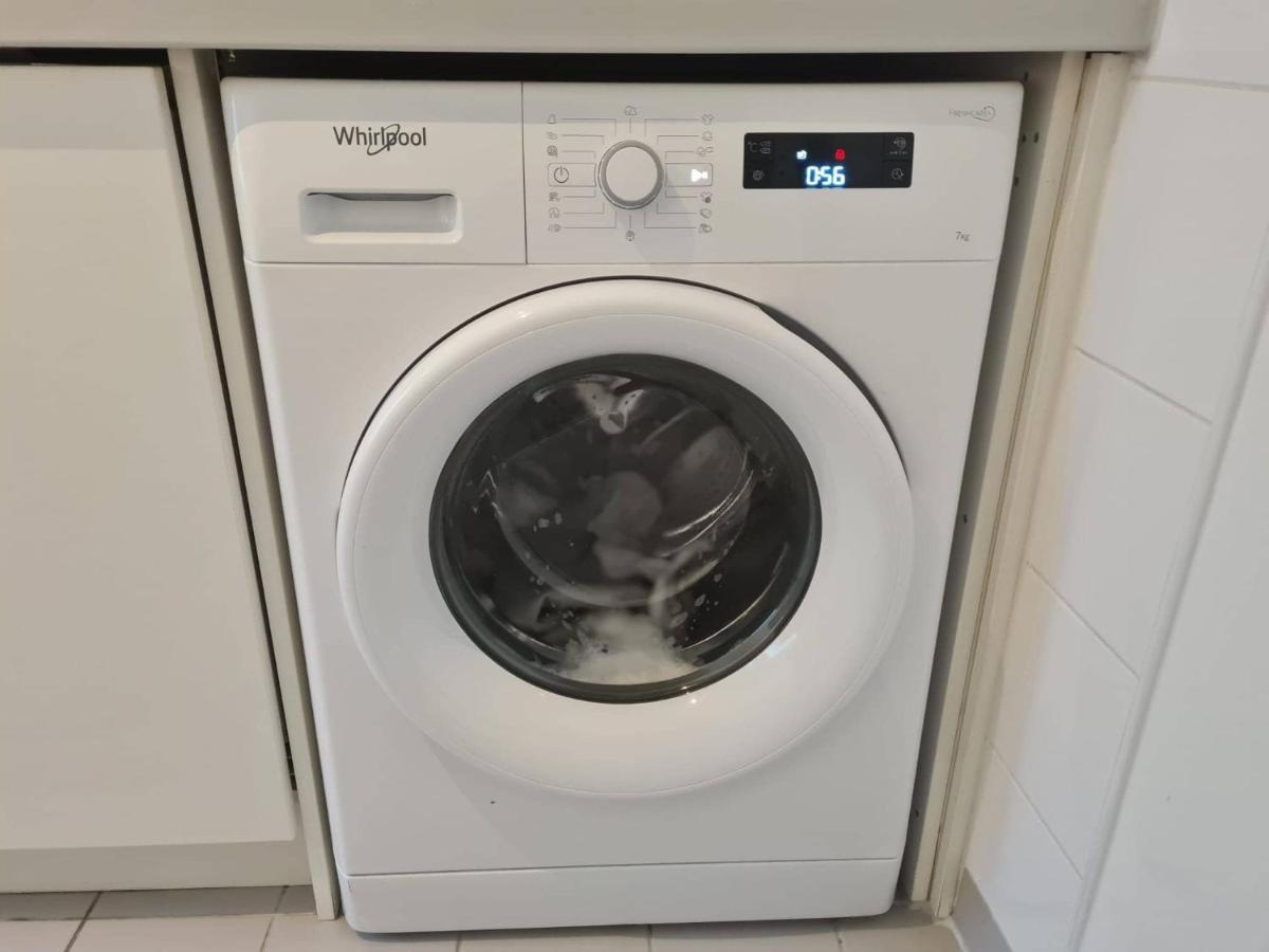 וינה Central Mariahilfer Apartment 4 Min To The City Shopping Center And Schoenbrunn Palace מראה חיצוני תמונה