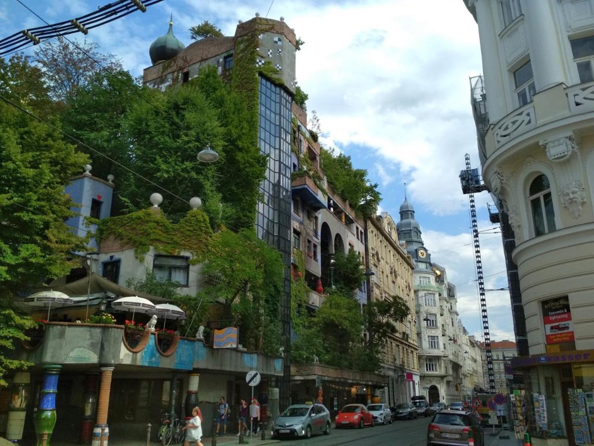 וינה Central Mariahilfer Apartment 4 Min To The City Shopping Center And Schoenbrunn Palace מראה חיצוני תמונה