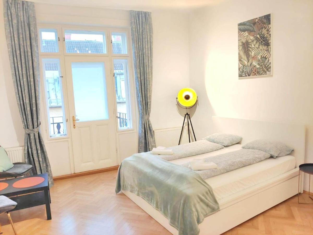 וינה Central Mariahilfer Apartment 4 Min To The City Shopping Center And Schoenbrunn Palace מראה חיצוני תמונה